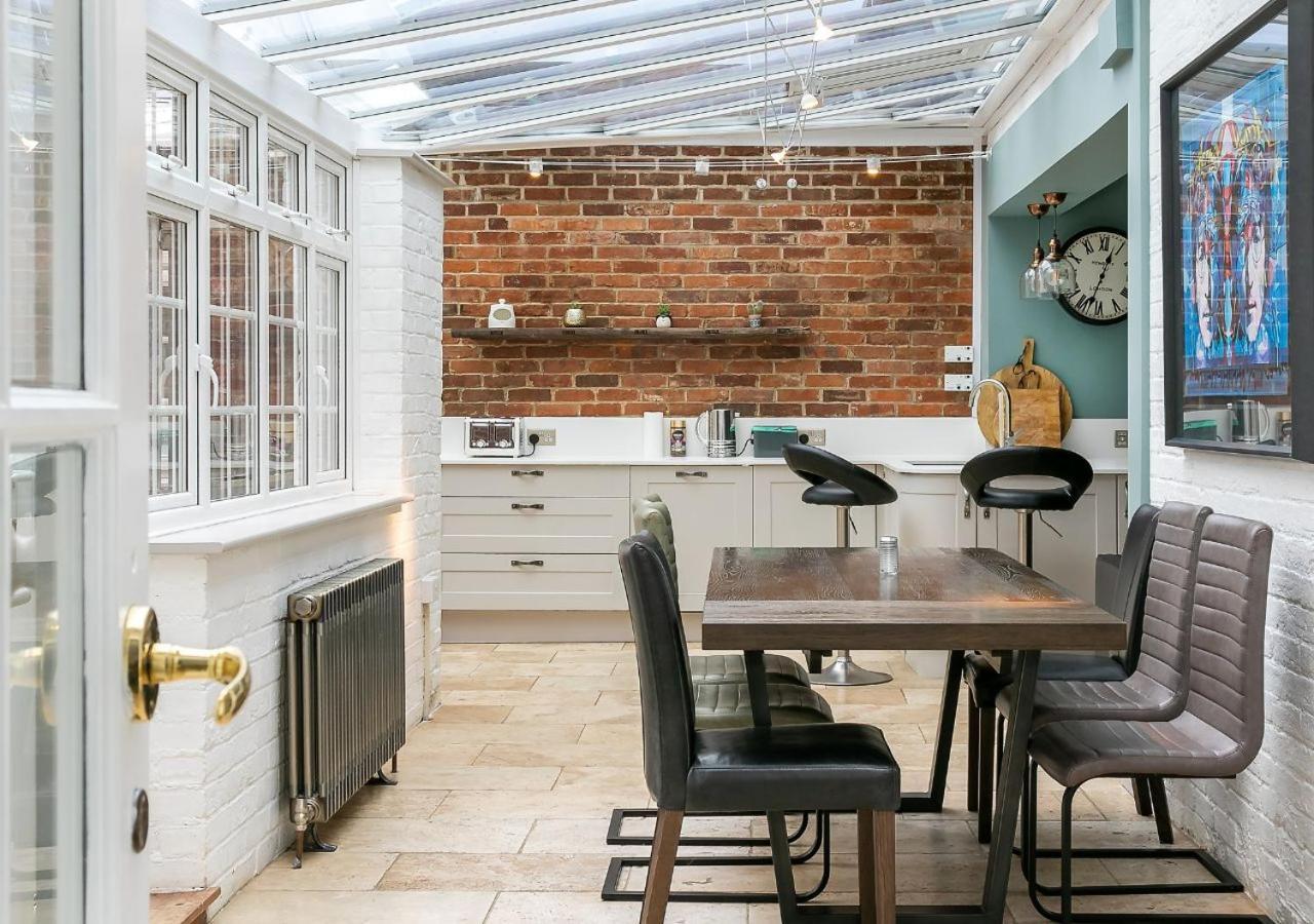 Lodge Farm - Stunning 3 Bed With Large Garden! Beckley  エクステリア 写真