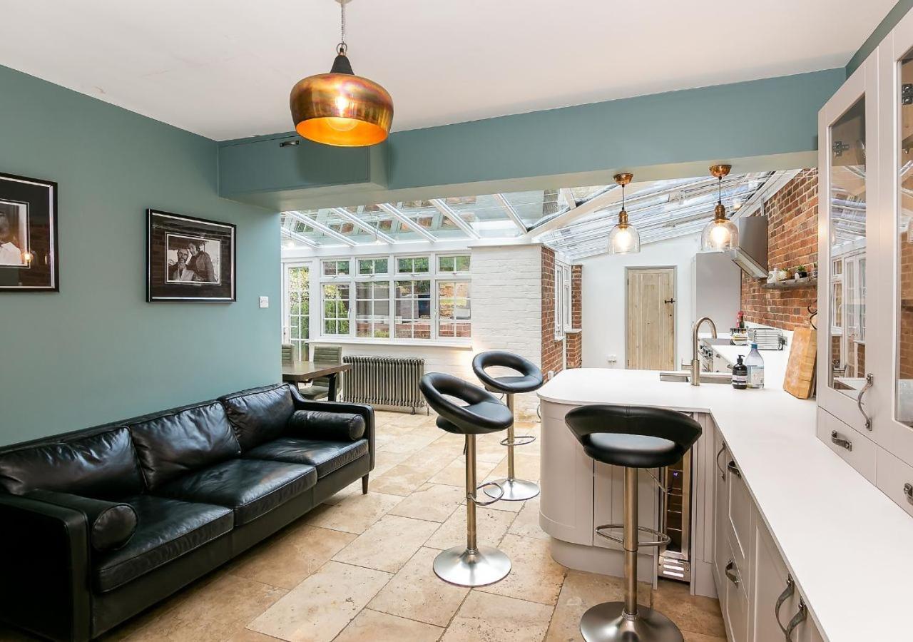 Lodge Farm - Stunning 3 Bed With Large Garden! Beckley  エクステリア 写真